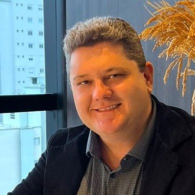 andrevailati's profile picture. Corretor de Imóveis | Real Estate Agent | Alto padrão em Balneário Camboriú e litoral norte catarinense desde 2005 | CRECI/SC 12.365