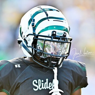 Slidell high ‘24🎓 3.2GPA 6’1 DB dwaynemills817@gmail.com bench & PC 250 squat 420 4.45 40time.   NCAA ID: #2311163678