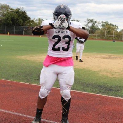 Height:5’9 / W: 220 / Central Park East high school 24’ / 1st Team All-Conference PSAL 2A⭐️/ LB / 315 Bench / 455 Squat / 40 Yard: 4.8 / 3.1 GPA / +1 6464743870