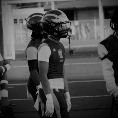 Nimitz HS|WR🏈|5’9|168bs| C/o 2024🎓| Houston,Tx📍|| IN GOD WE TRUST✝️|| 6A TXHSFB| Personal Email hernandejesus79@icloud.com | Cell 8329019992