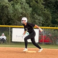 Olivia Claire (@oliviacuthrell) 's Twitter Profile