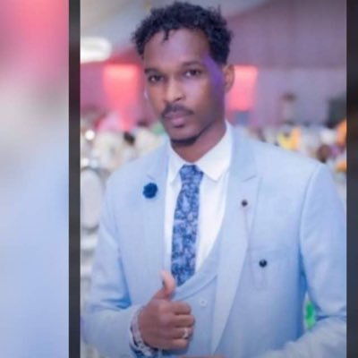 هّـُنِآکْ أشُـيآء جّـمِيلَہ لَآ تٌـُرے بًـ آلَعٌينْ آلَمُجّـردٍةّ يرَآهّـآ فُـقُطِ مَنِ يبًحَثًـ عٌنِ آلَجّـمًآلَ فُـي زحَمًةّ آلَبًشُـر
