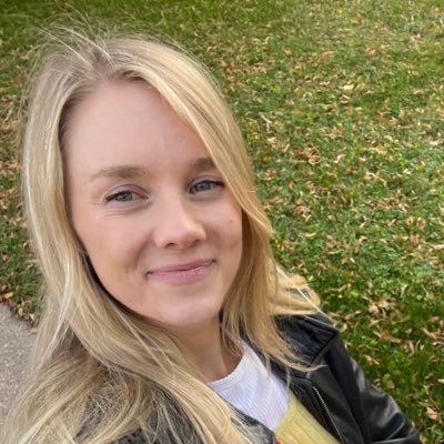 #smuldt graduate ✏️ Inspired by metacognition 🧠 curiosity 🙋 technology integration 💻 Lover of dogs 🐕 Former teacher 👩🏫