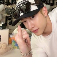 Ardilla maravillosa ☯︎ I MISSING SKZ ∞⁸ 合 (@guenwyvar) 's Twitter Profile