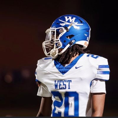 (Wr)| West Laurens High School |6’1| 25’| Squat: 330 Bench:230 Clean:225 phone/478-308-1073