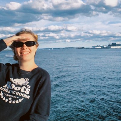 caileyhoughton's profile picture. do it for the plot