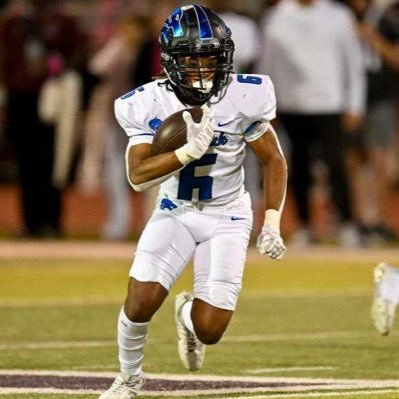 5'9 165/Plano West Senior High School/Class of 2024/ RB, Slot/40:4.5/ Shuttle Time:4.4/ GPA:3.2/ vince.kiondo@gmail.com/ #346-777-6738