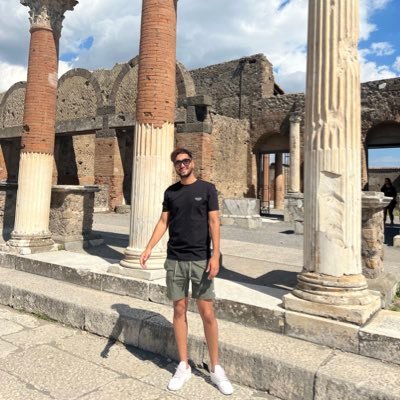 nabeeljanoo's profile picture. Just here for the articles and occasionally tweet about how I feel ✌🏽 Instagram: nabeel_janoo