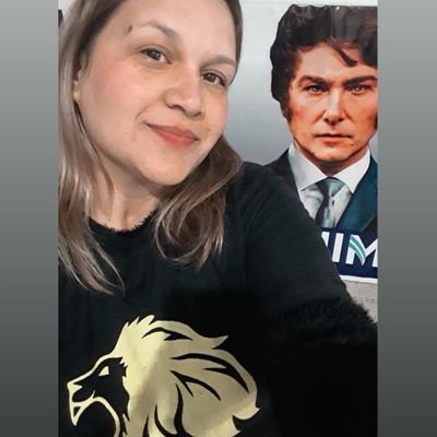 Mamá de 4 ❤
Libertaria 🦁
Leonina ♌
Correntina