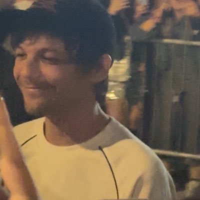_Unfvckwitable_'s profile picture. #Louis:  You'll be okay, we can talk tomorrow.       ᶜˢ Nora ha visto e rivedrà @harrystyles e vedrà @louis_tomlinson