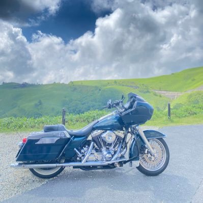 l2sM4LZ4e74lpcb's profile picture. 21歳、東京在住、 Harley-Davidson #ロードグライド  いんすた  shota_tr0709