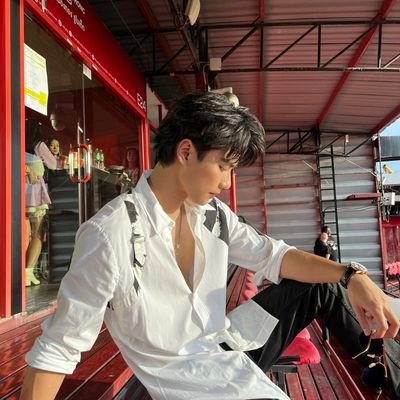 laolao1077501's profile picture. 