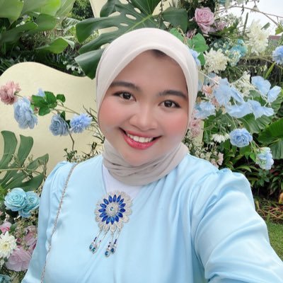 nadiazash's profile picture. Blue addict • General Surgeon Resident Faculty of Medicine UI • LPDP Awardee PK - 218