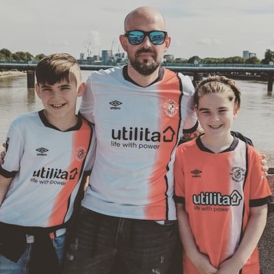 idiot from Northampton... Three nutters in tow, Luton Town FC, plus did I say I was an idiot....