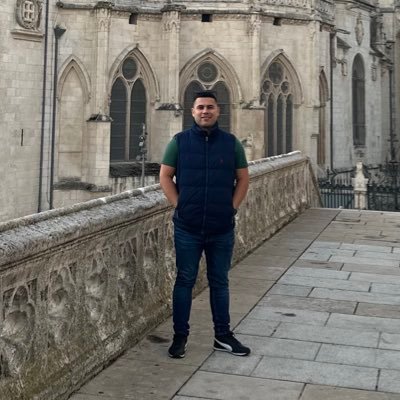 Freddyjuniorc1's profile picture. Software developer | LOL gamer 😁