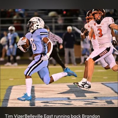 Belleville East High School RB| 5'6 168| C/O 2024| 40 yd dash: 4.52| Bench:220 Squat:305 Phone#: 314-536-0294 Email: bcole4900@gmail.com NCAA ID: 2211715863