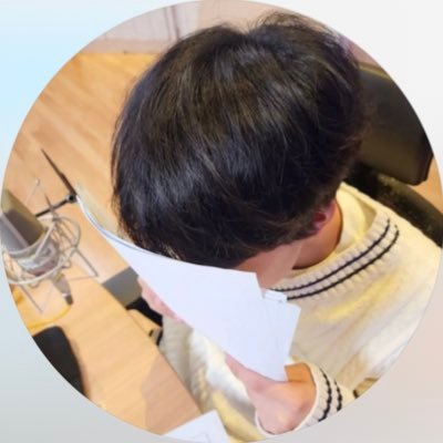 pissutmibes's profile picture. hidup terlalu berat untuk tidak misuh, feel free to unfoll krna akan berisik✌🏻