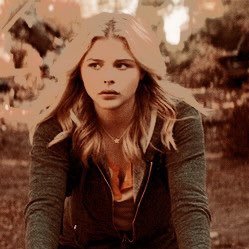 fraternal twin sister to Theo | helpful in McCall pack | close to her twin brother despite how he was {#PARODY #FANACCOUNT #RP}