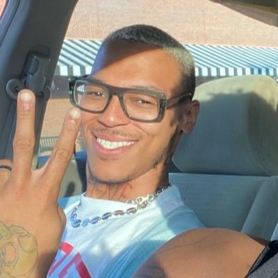 I like food and Anime… lol this Twitter is to satisfy my naughty bits tho🫣😅😈 🏳️🌈♍️ NSFW 18+ only