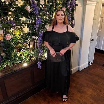 RoxanneW6853's profile picture. 