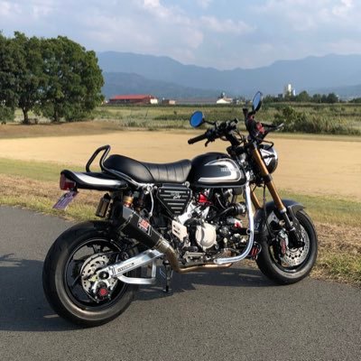 モンキー1号機→モンキー125（JB02）/モンキー2号機→モンキー125（JB03） /Z900RS（’22青玉）