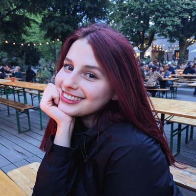 anjaxhakani's profile picture. Computer Science student 📟/
UX Research @uradotdesig / 
#machinelearning #anime / Bad puns enthusiast /