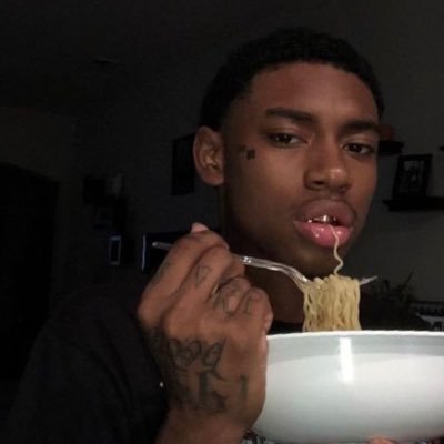 freakyken_'s profile picture. all real 100% contact follow for more +18 😒❤️