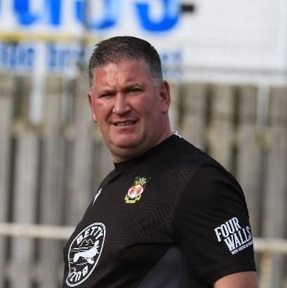 Ex Everton yts GK, Wrexham afc Women/Girls head GK coach Wrexham afc academy GK coach and UEFA B licence coach proud dad of 2 amazing kids Thoughts are my own