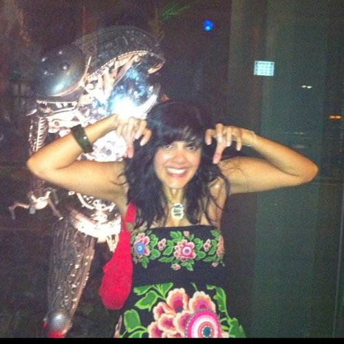 laragood's profile picture. 