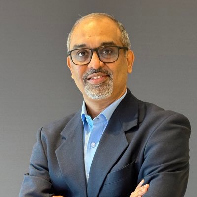 rmurali67's profile picture.