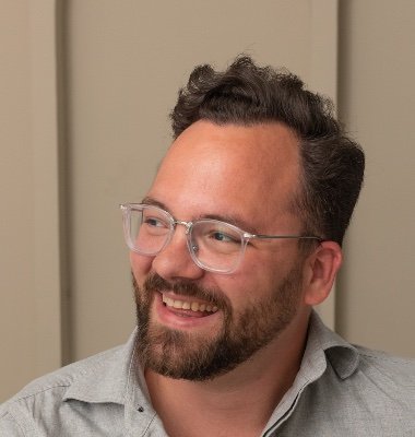 Consultant/concierge at Progress Foundation. Runs Startup Foundation and Progress Bar, drives Camperman & Co.
Connects pioneers so they can share what works.