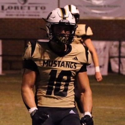 JacksonTrag10's profile picture. 24’, 3.2 GPA, ACT 23/ 5,11, 190/ DB, WR #10/ OF, #11/ Loretto, TN