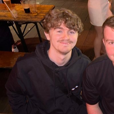 9132alex's profile picture. Economist📚📈