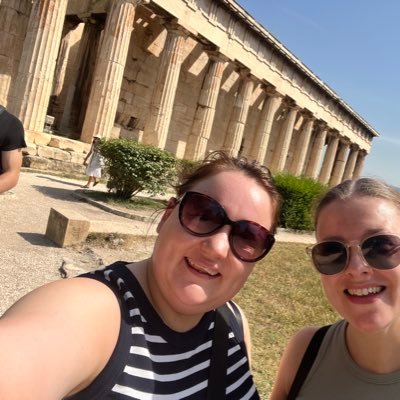 Bookworm | Hobbit | Trustee for #CWUHA | Windwalker 💚#NorthernBookBlogger rebecca.crook@hotmail.co.uk | https://t.co/JScgFqkywz
