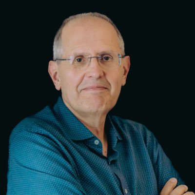 Periodista. Fotografia, meteo, cinema, política, llibres. Publico