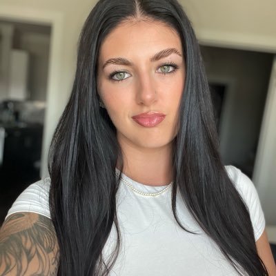 RachelHermanson's profile picture. Rip Dad✞