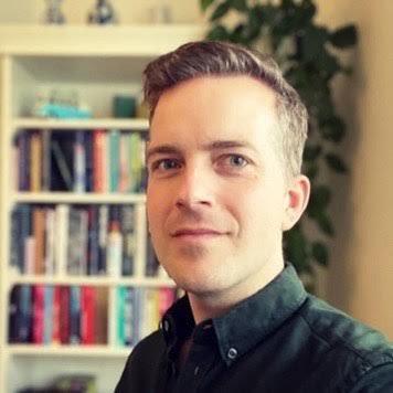 Editorial Director at Puffin Books / Penguin Random House 📚🏳️🌈 (he/him)
