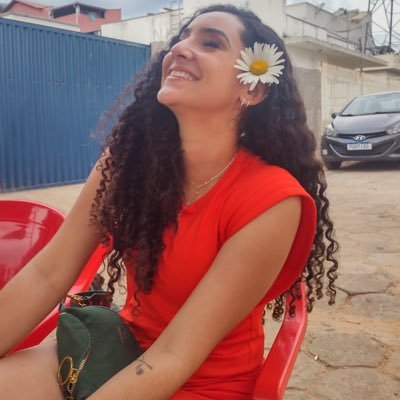 laissasaleso's profile picture. tudo surto tudo certo