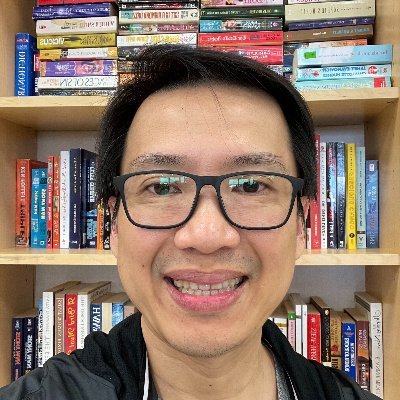 I am a migrant turned Digital Marketing Specialist. Follow me & my journey. 😀 Visit https://t.co/9IkMI2o7dI