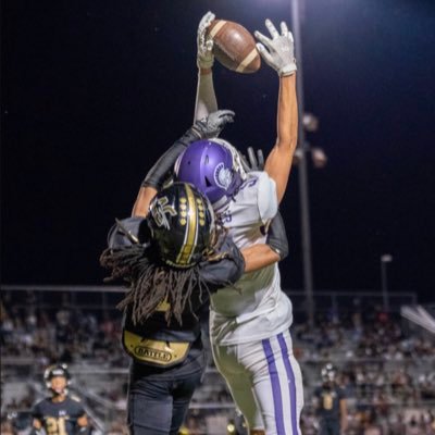 Petaluma High School CO 24 S/WR/QB/K 3.1 GPA https://t.co/uukOaAAfF9