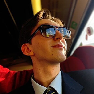 19y | Student Train Driver | French/Dutch | the beauty of traveling by train, 🚂