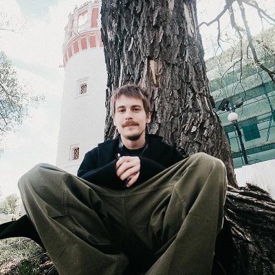 бездарь блять
INFJ-P, на местоимения все равно, он/она.
ничего не пишу, только ретвичу и залайкиваю
