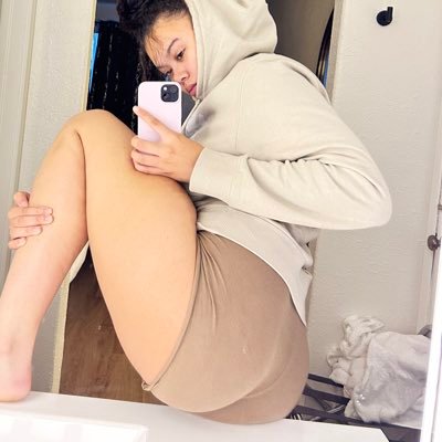 bigtittyliyah's profile picture. main: @liyahmariee18 | subscribe to see my exclusive content 😈💦