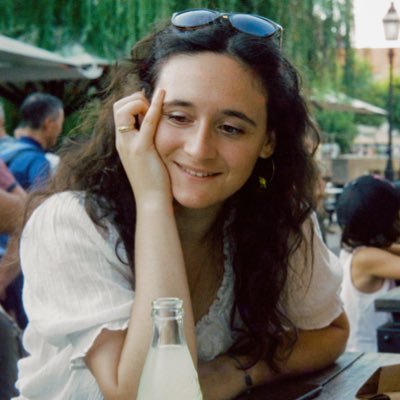 vscomarie's profile picture. 