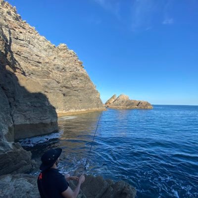 memansou's profile picture. Pas là pour être ici