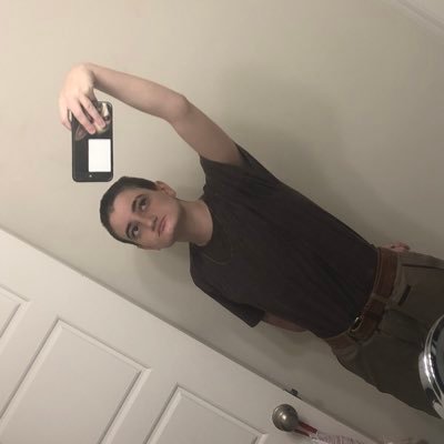 _fuck_boy_69_'s profile picture. 18•he/they•your friendly neighborhood trans man 🫶