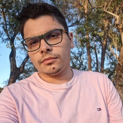 starrguy_'s profile picture. 