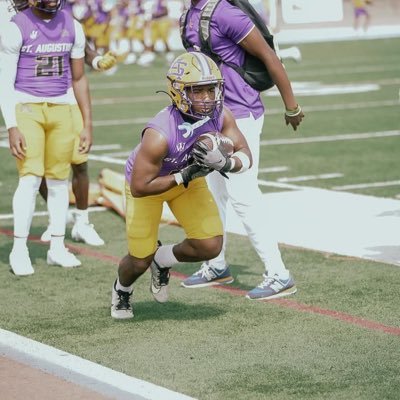 2024 RB/LB • 5’7 170lb • St. Augustine High School • New Orleans, Louisiana • Varsity Football • Varsity Track • 3.5 GPA • God 1st • (504)-605-8091