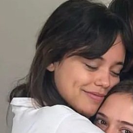 leonardoburatti's profile picture. Vou amar Jenna Marie Ortega pra sempre
#TWICE #BTS Fan Account