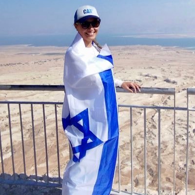 VlsqSheryl's profile picture. Pensar lo que se vive, decir lo que se piensa, vivir lo que se dice. ✡️ ש